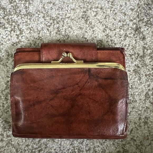 Button Brown Leather Bifold Wallet - Picture 2 of 6